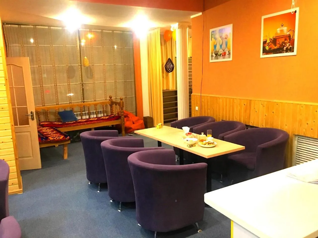 Apelsin Hostel Almaty